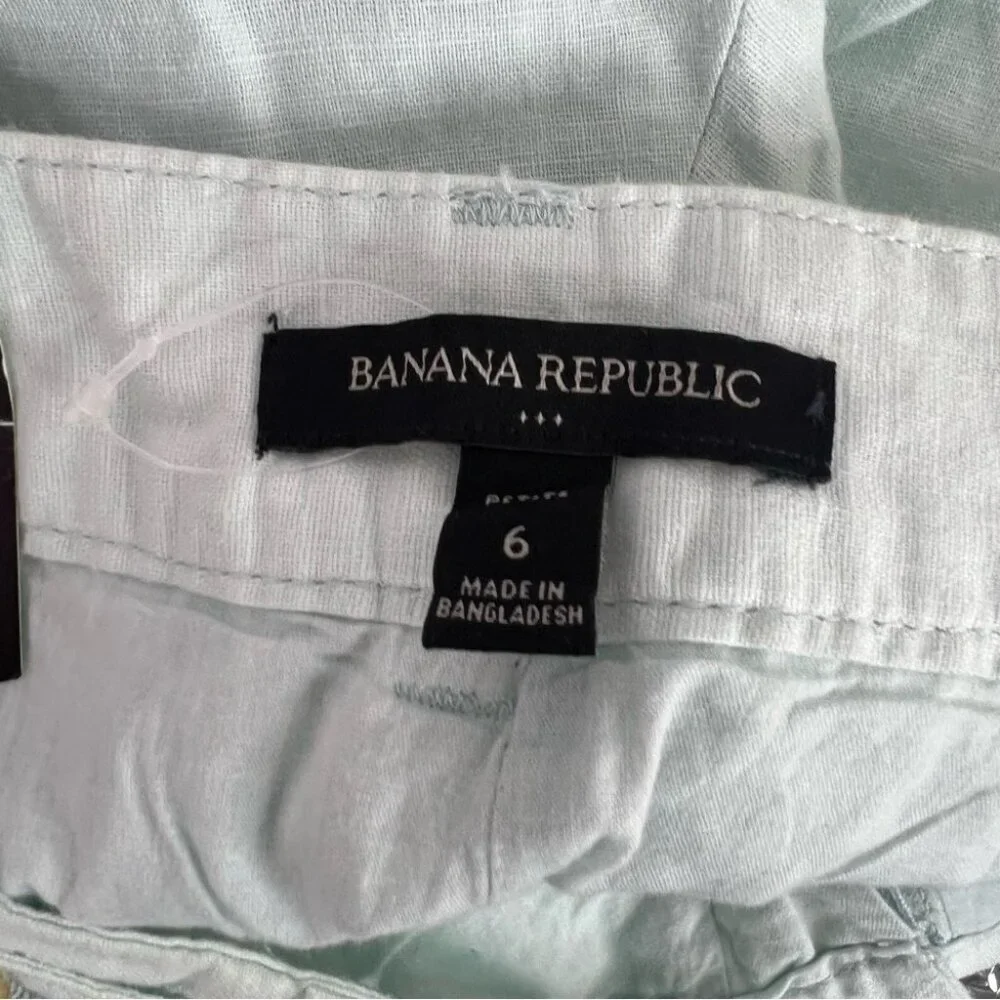 Banana Republic elegant light